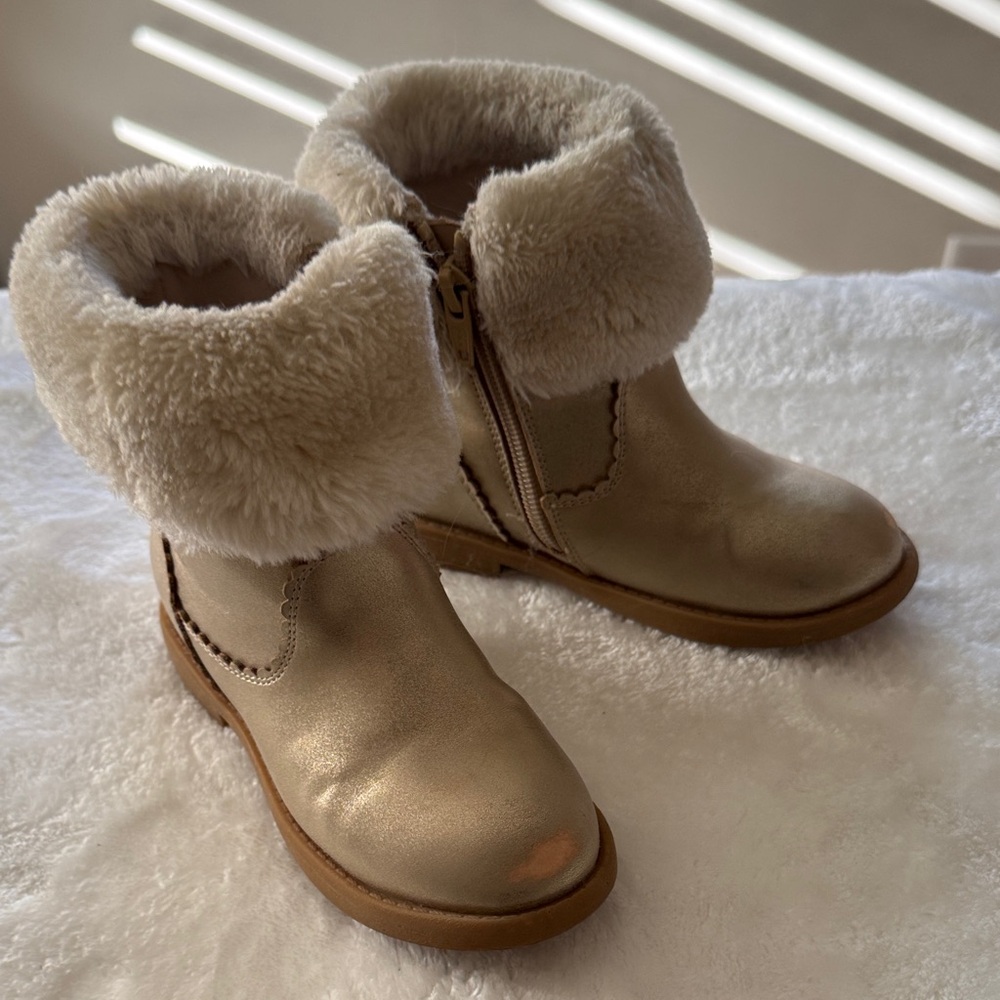 GAP Gold Kids Boots with Faux Fur